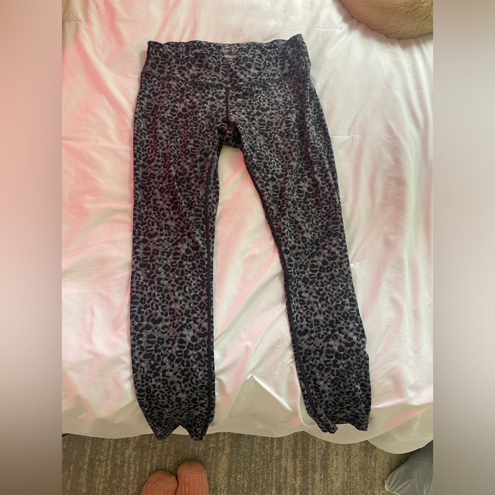Nike Dri-Fit Leggings Black & Gray Cheetah Size L